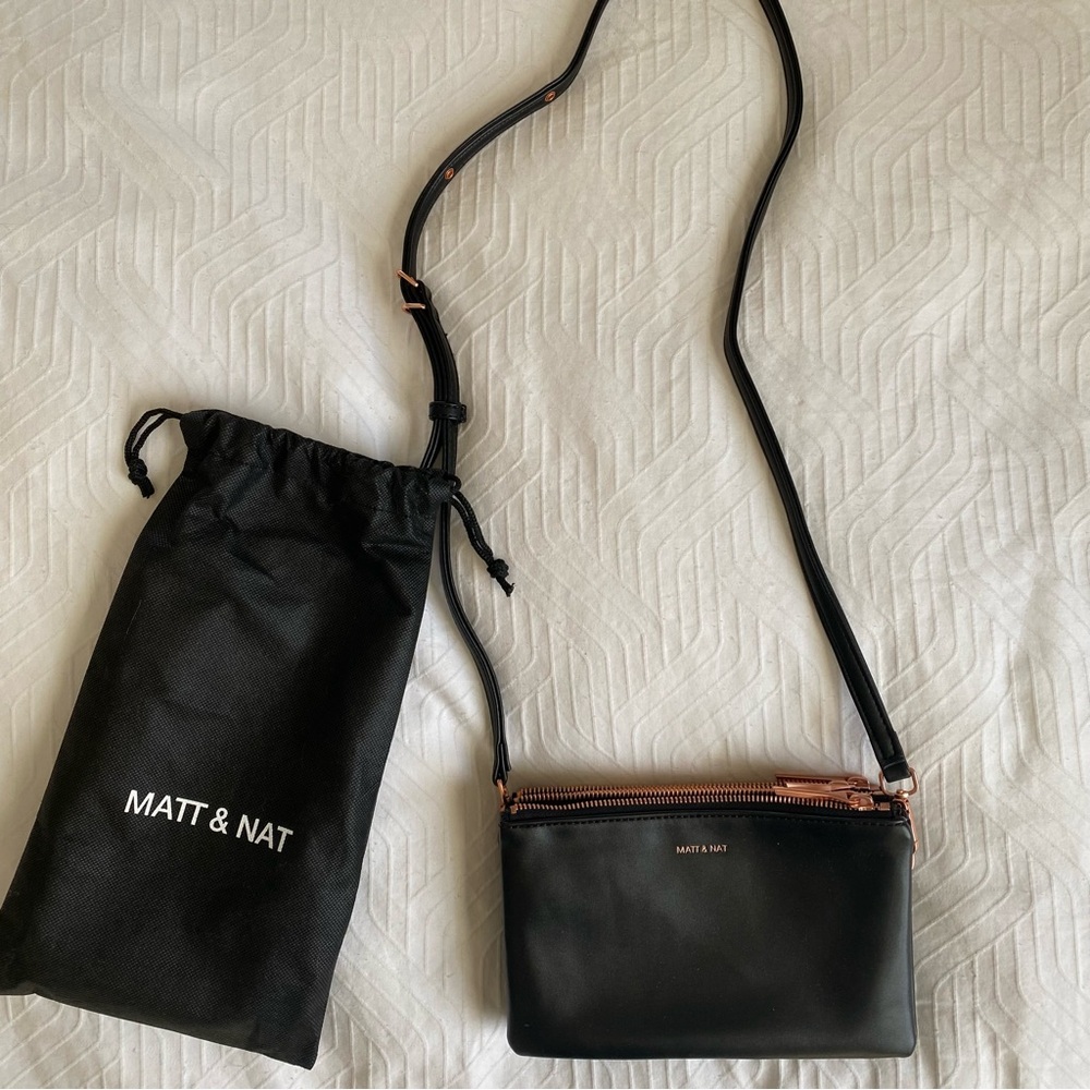 NWOT Matt & Nat TRIPLET Vegan Crossbody Bag